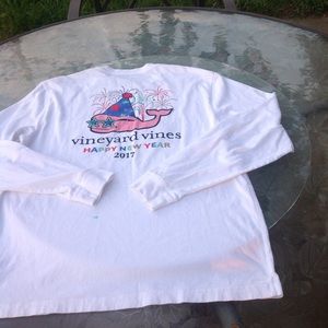 Vineyard vines long sleeve white tee size small